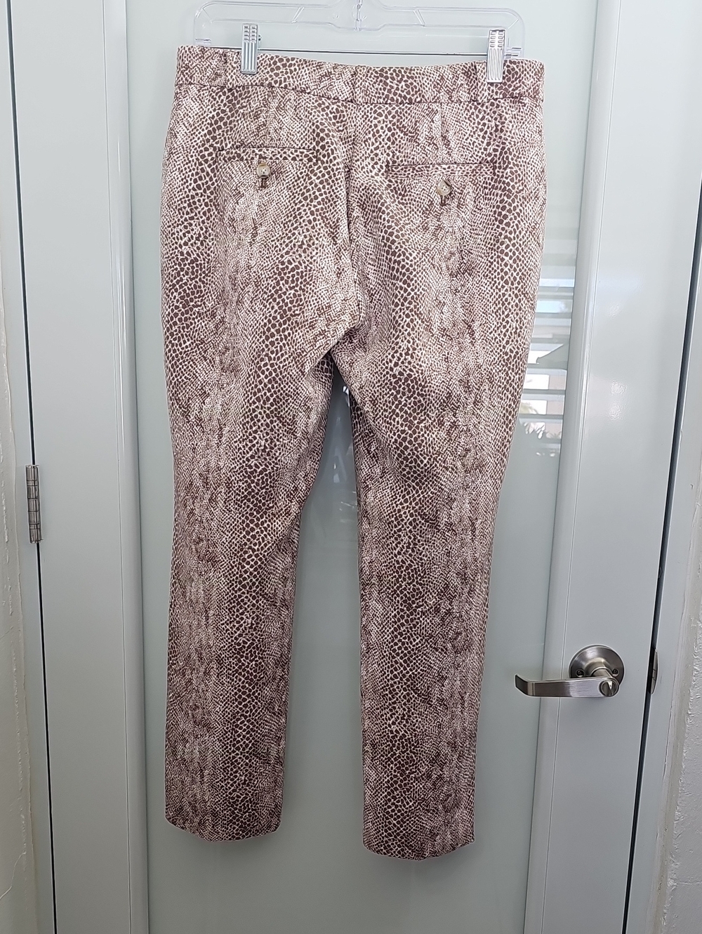 Banana Republic Leopard Print Trousers Womens Pants. Size 2 - Picture 4 of 15